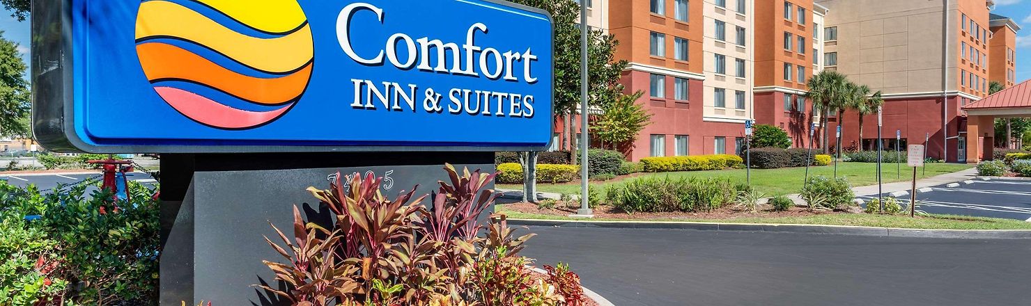 comfort inn and suites logo